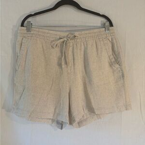 Old Navy Women's Drawstring Linen-Blend Shorts — Cream